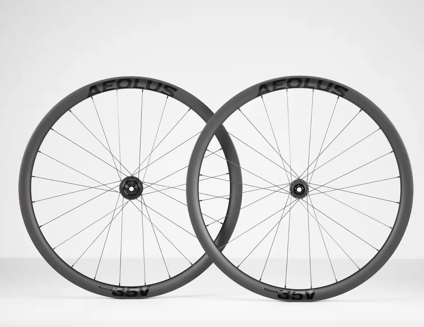 Bontrager Aeolus Elite 35V TLR Disc Gravel Front Wheel - Image 2