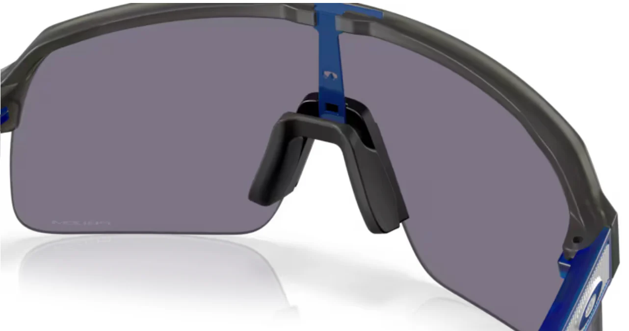 Oakley Sutro Lite- Matte Grey Smoke Prizm Grey - Image 7